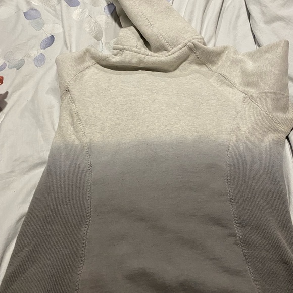 Lululemon Scuba Hoodie - Picture 7 of 7